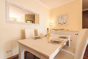 Strelitzia Apartment by Altantic Holiday