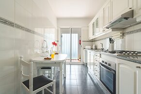 Strelitzia Apartment by Altantic Holiday