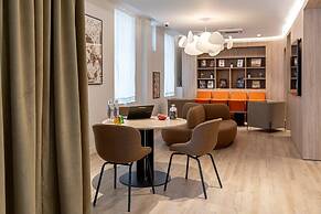Dantan Hotel