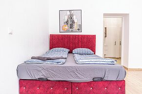 Large 5BR Central Flat Near Augarten