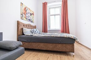 Large 5BR Central Flat Near Augarten