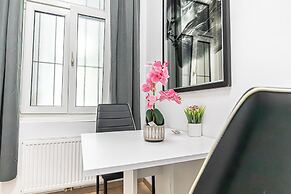 Large 5BR Central Flat Near Augarten