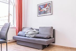 Large 5BR Central Flat Near Augarten