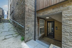 Dale Apartments