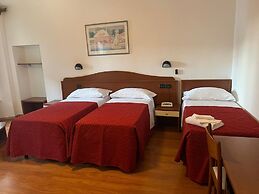 HOTEL ROMA ASSISI