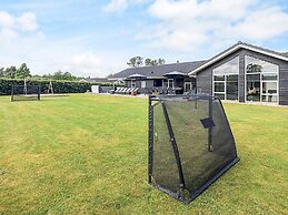 5 Star Holiday Home in Hadsund