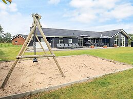 5 Star Holiday Home in Hadsund