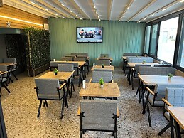 Ada Park Otel