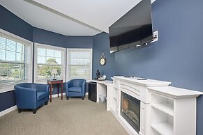 Nine Vines Hotel