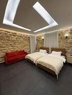 VillaRosa Luxury Boutique