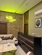 VillaRosa Luxury Boutique