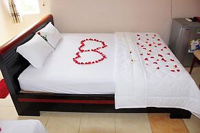 Ban Mai Hotel 66