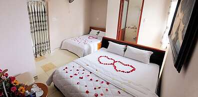 Ban Mai Hotel 66