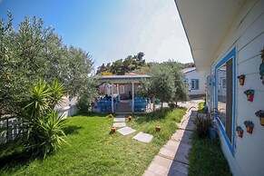 Assostik Otel