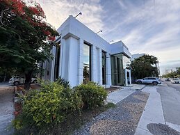 Downtown Suites - Hotel Boutique by Maraf