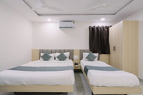 Hotel Saffron Groves