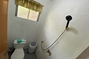 D & A Seaside Cottages