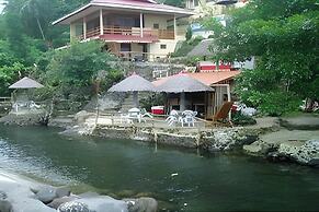 D & A Seaside Cottages