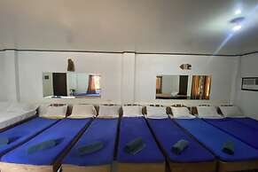 D & A Seaside Cottages