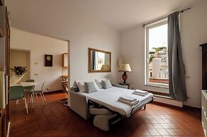 Modern Apt near Piazza di Spagna