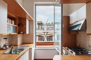 Modern Apt near Piazza di Spagna