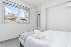 Amore 2-BR Apt By Finikoudes