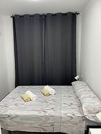RI HOSTELs