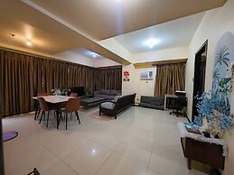 Luxurious Haven in the Sky
