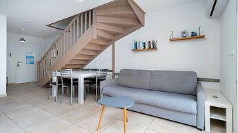 Charming Villa by Serignan Beach