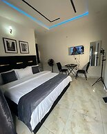 House 17 Apartment and Services Ltd