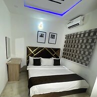 House 17 Apartment and Services Ltd