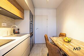 MoHost Properties