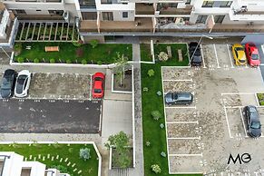 MoHost Properties