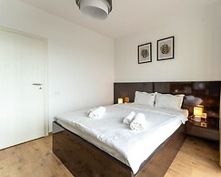MoHost Properties