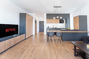 MoHost Properties