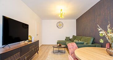 MoHost Properties