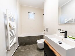 MoHost Properties