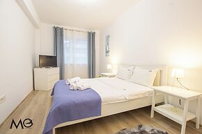 MoHost Properties