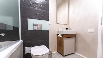 MoHost Properties