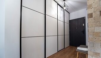 MoHost Properties