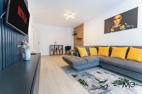 MoHost Properties