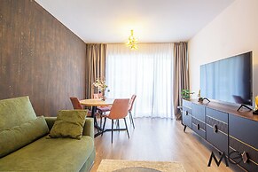 MoHost Properties