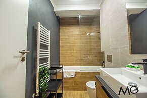 MoHost Properties