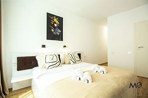 MoHost Properties