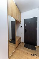 MoHost Properties