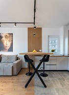 MoHost Properties
