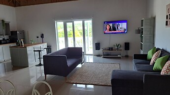 Montego Bay - Hillside Retreat