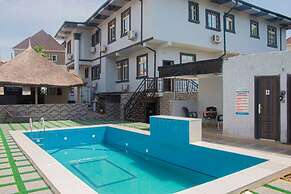 Correct Residence & Resort