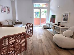 Pink Alta Apartment With Pool