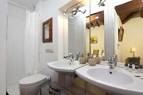 w Historic Tower w Private Pool Near Florence